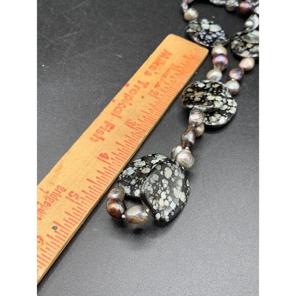 Dyed Shell and Pearls Necklace Long Statement Beaded Genuine Pearls Necklace - Picture 6 of 6